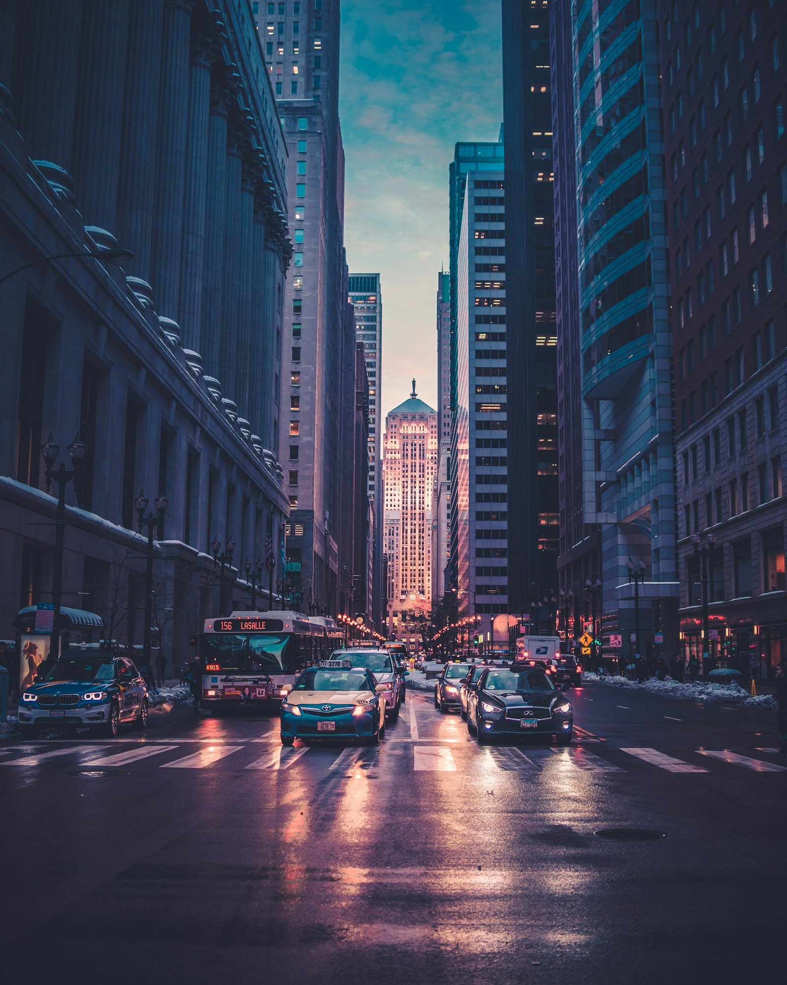 Cidade ao entardecer
